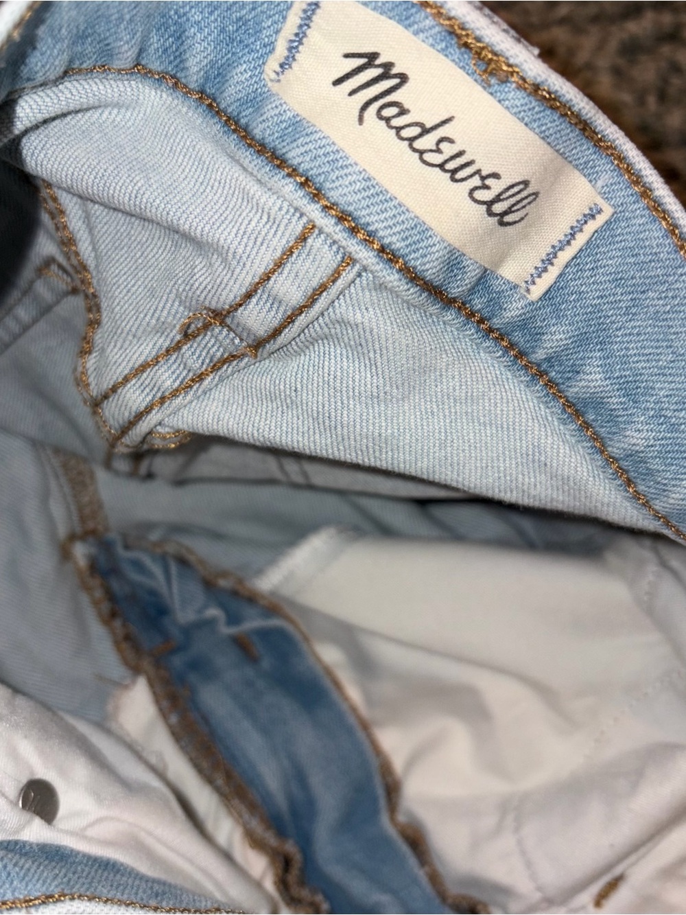 Madewell The Perfect Vintage Straight Jean in Danby wash knee rip edition 29 - Picture 6 of 9